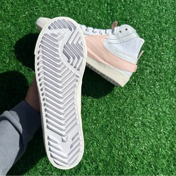 Nike Blazer Mid ‘77 Jumbo White / Atmosphere - Pink Oxford - Picture 4 of 13